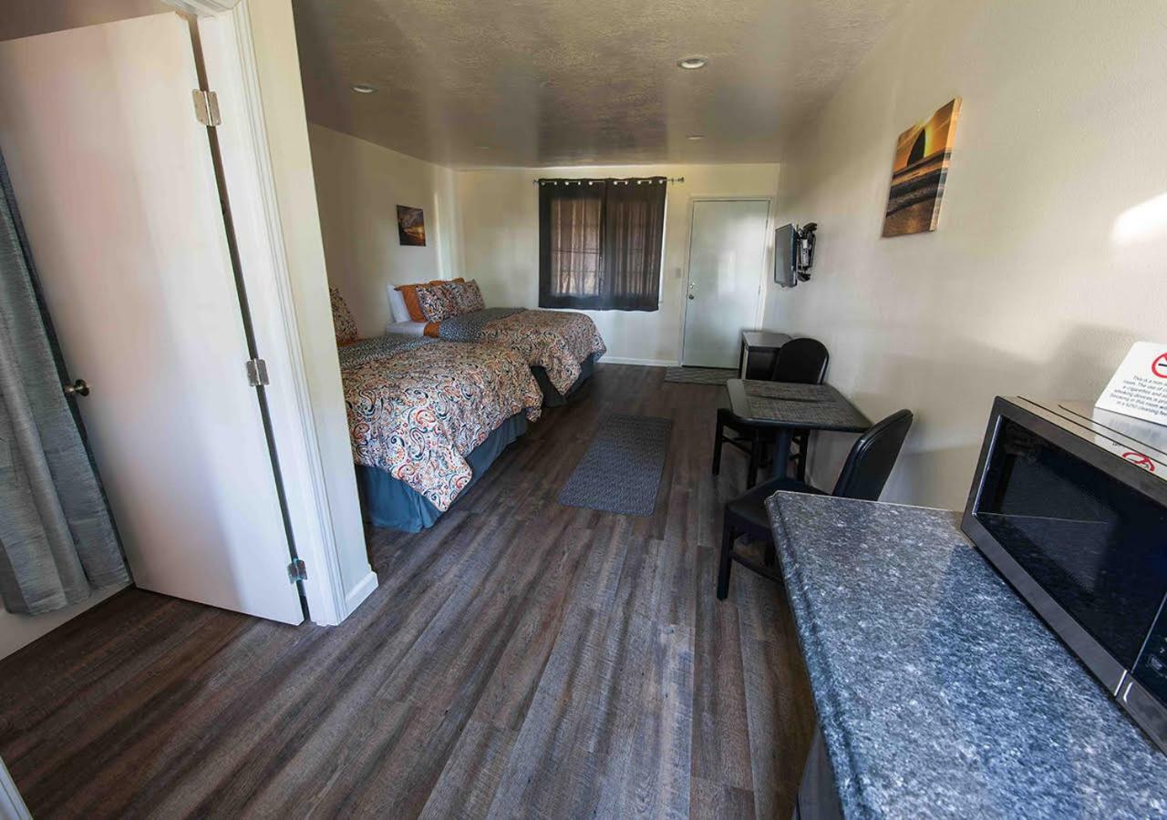 Pacific City Inn Экстерьер фото