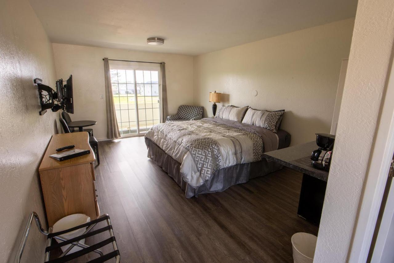 Pacific City Inn Экстерьер фото